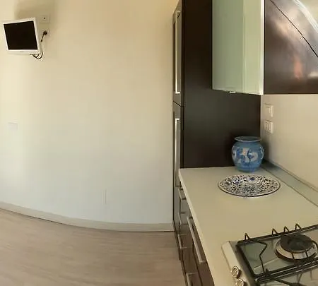 Sea View With Balcony * Μοντερόσο αλ Μάρε