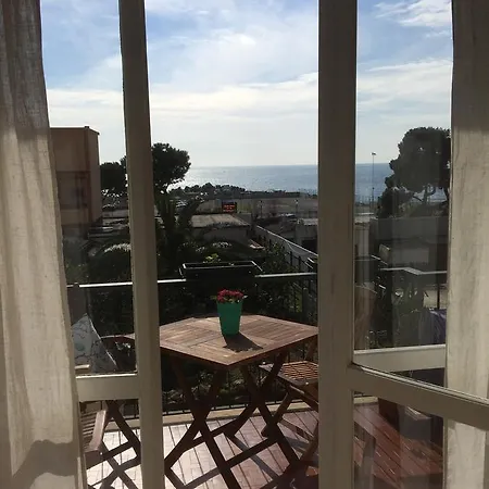 Sea View With Balcony *